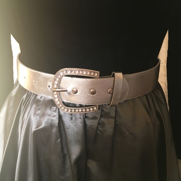 Lloyd Williams Size 8 Black Velvet & Silver Metallic Dress W/ Belt Vintage 80’s - Picture 6 of 14